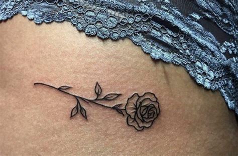 tatuajes de flores en los gluteos|TATUAJES para tapar ESTRÍAS